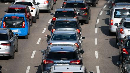 Die Menschen in Deutschland sind vergangenes Jahr wieder weiter mit ihren Autos gefahren. (Archivbild)