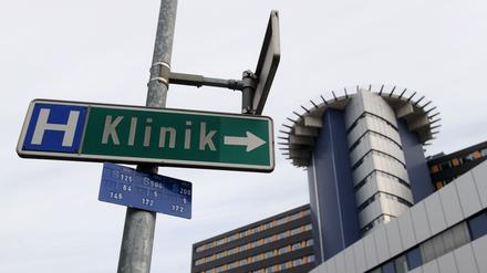 Das Baby wurde nach Innsbruck ins Krankenhaus geflogen.