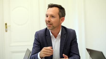 Severin Fischer, SPD-Kandidat für die Potsdamer Oberbürgermeisterwahl, sagt, er setzt in Potsdam auf Sieg. 