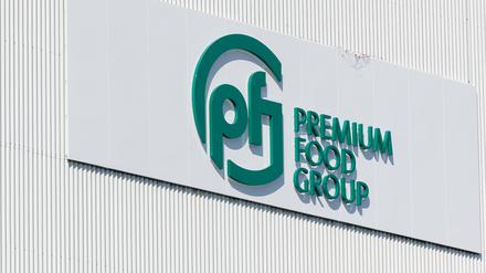 Die Tönnies-Gruppe heißt seit Anfang des Jahres Premium Food Group. (Archivbild)