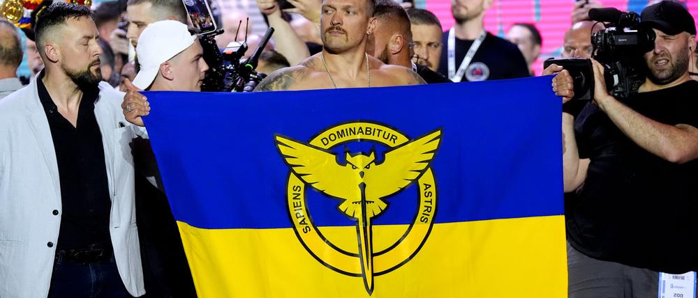 Usyk kämpft im Ring immer auch für seine ukrainische Heimat.