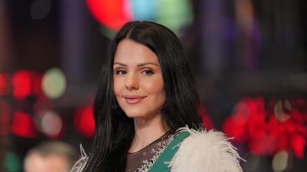 Die Schauspielerin Ruby O. Fee möchte sich für ihre Weiblichkeit nicht verstecken. (Archivbild)