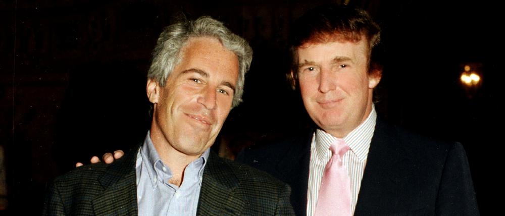 Sie waren Freunde: Donald Trump und Jeffrey Epstein auf einer Party 1997.