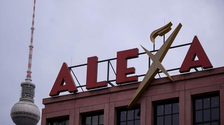 Eines von rund 70 Einkaufszentren in Berlin: Das Alexa am Alexanderplatz. (Archivbild)