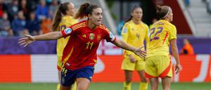 Alexia Putellas jubelt im Gruppenspiel gegen Belgien.