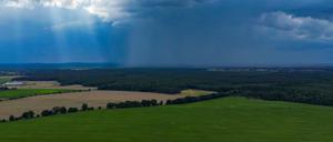 Sonne und Starkregen – Das Wetter in der Hauptstadtregion zeigt sich weiterhin wechselhaft. (Archivbild)