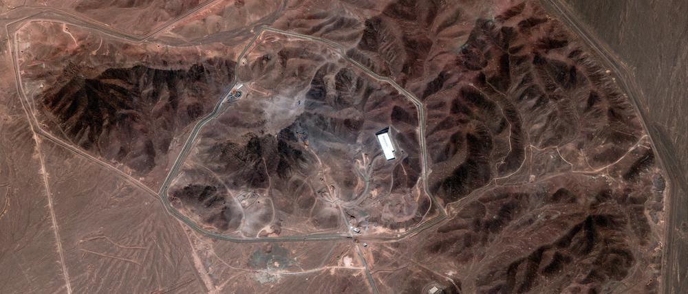 Die nukleare Anreicherungsanlage Fordo im Iran auf einem Satellitenbild