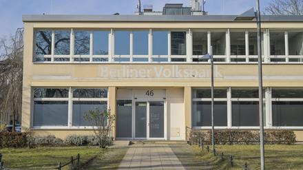 Geschlossene Filiale der Berliner Volksbank in Berlin-Steglitz (Symbolbild)