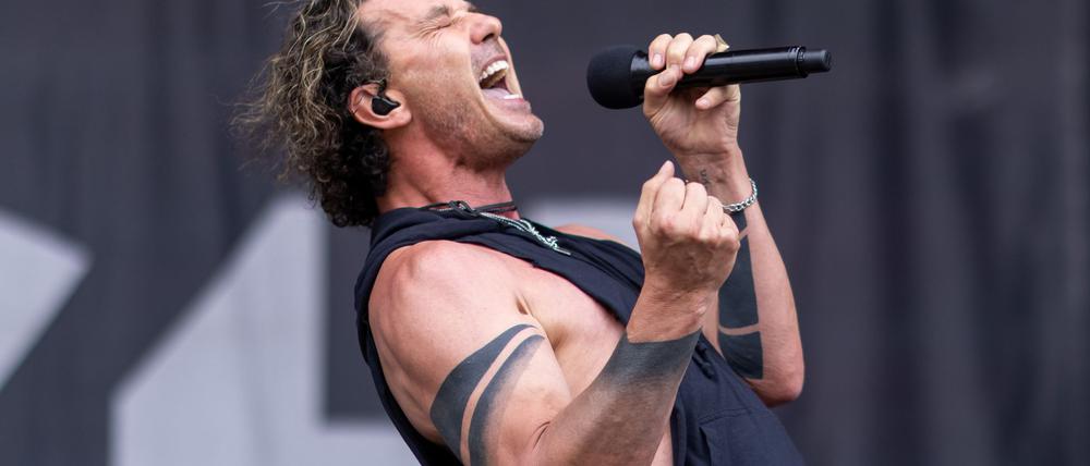 „Bush“-Frontmann Gavin Rossdale hofft, mit seiner Musik Menschen helfen zu können. (Archivbild)