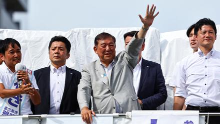 Japans Premierminister Shigeru Ishiba bei einer Wahlkampfveranstaltung am Freitag in Yokohama.