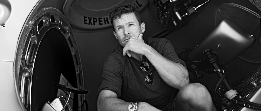 Extremsportler Felix Baumgartner in der Red Bull Stratos Kapsel