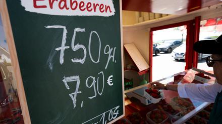 Krumme Packungsgrößen, hohe Preise: Erdbeeren in der Saison 2025.