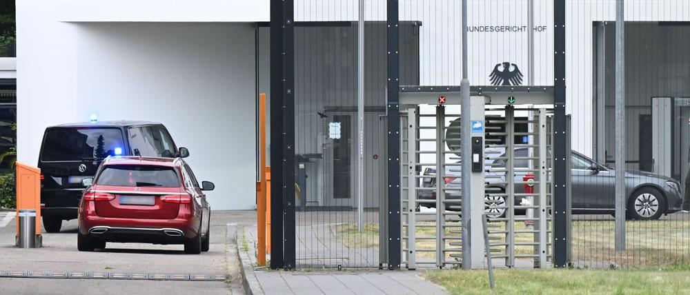 Die Festgenommenen waren zwischen 14 und 18 Jahre alt. Der Ermittlungsrichter am Bundesgerichtshof schickte alle Fünf in Untersuchungshaft. (Archivbild)