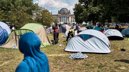 Das Camp musste am Montag auf Anordnung der Polizei umziehen. (Archivbild)