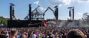 Besucher des Tomorrowland-Festivals.