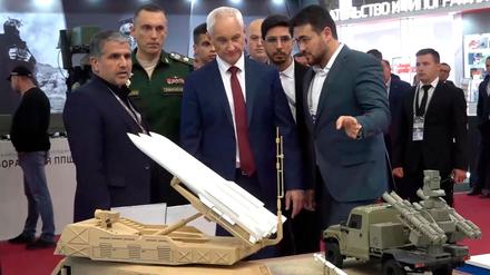 Die jährliche Waffenschau beim Militärforum nahe Moskau gilt als wichtige Präsentationsplattform für die russische Rüstungsindustrie. (Archivbild)