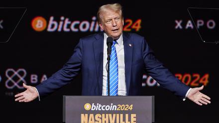 Versprach viel und wurde gefeiert: Donald Trump auf einer Bitcoin-Konferenz ins Nashville.