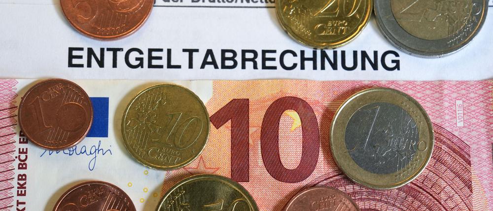 Viele Menschen verdienen in Brandenburg weniger als 2750 Euro im Monat. (Symbolbild)