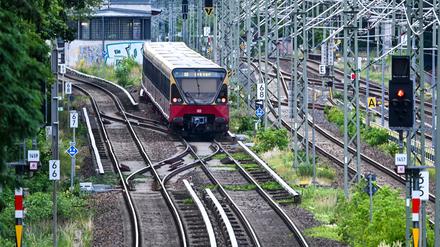 Auf mehreren S-Bahnlinien fallen Züge aus. (Symbolbild)