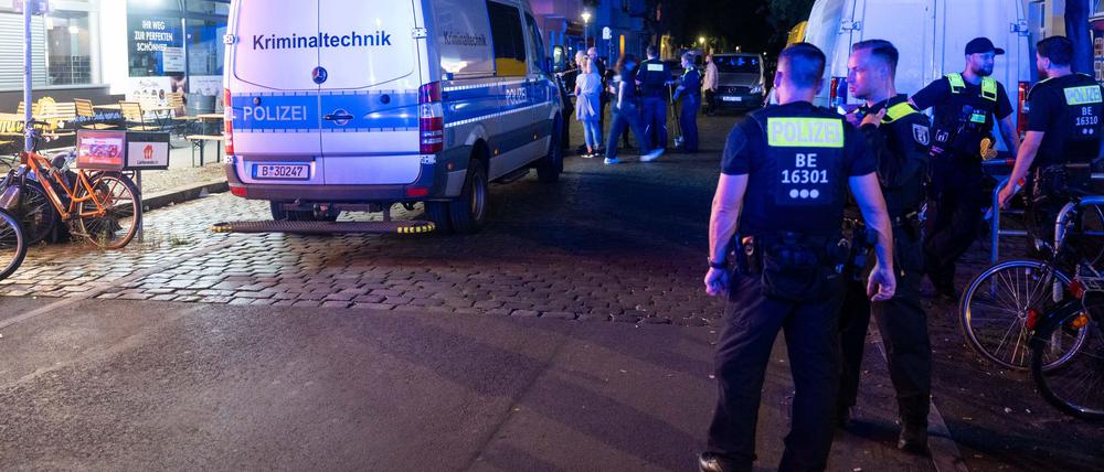 Die Polizei war am Samstagabend mit großem Aufgebot in Gesundbrunnen im Einsatz.