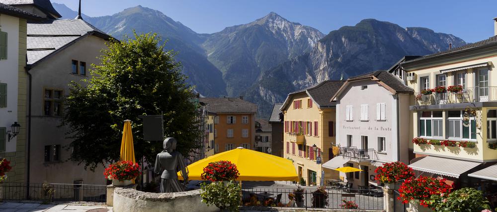 Idyllisch im Rhônetal im Kanton Wallis gelegen: Die Gemeinde Leuk.