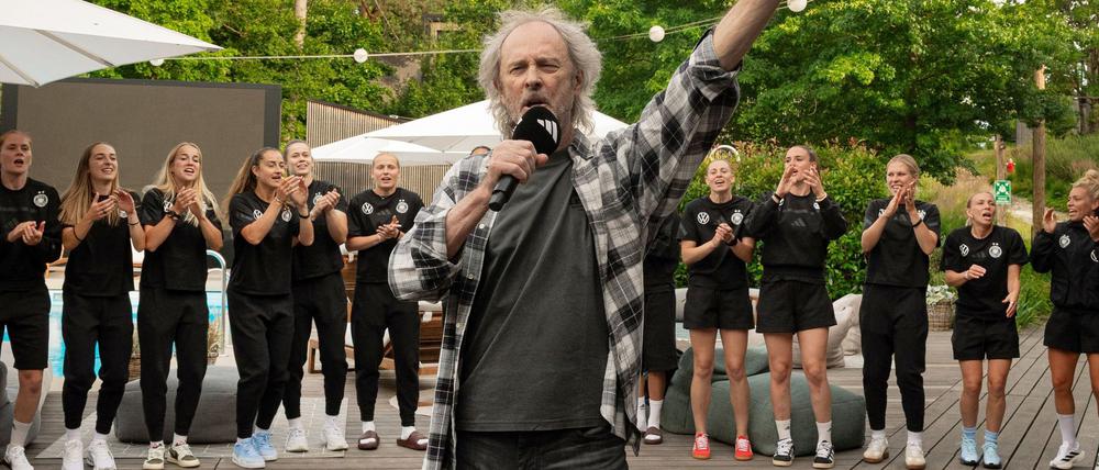 Wolfgang Petry und das DFB-Team: Gesucht und gefunden.