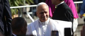 20.07.2025, Italien, Albano Laziale: Papst Leo XIV. trifft in der Kathedrale von San Pancrazio in Albano Laziale ein, um die Sonntagsmesse zu feiern. Foto: Marco Iacobucci/IPA via ZUMA Press/dpa +++ dpa-Bildfunk +++