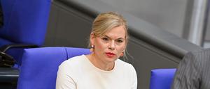 Julia Klöckner, Bundestagspräsidentin, unterbricht die aktuelle Sitzung des Bundestags (Symbolbild).