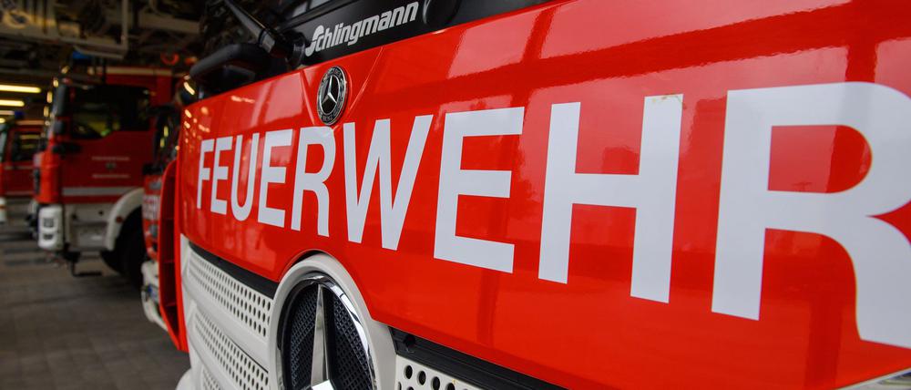 Die Feuerwehr rückte aus, um die Flammen zu löschenn. (Symbolbild)