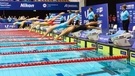 Die University Games in der Schwimm- und Sprunghalle im Europasportpark. 