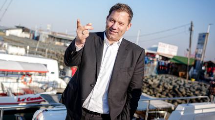 Bundesfinanzminister Lars Klingbeil (SPD) am Rande des Treffens der Finanzminister und Zentralbankchefs der G20-Staaten im südafrikanischen Durban.