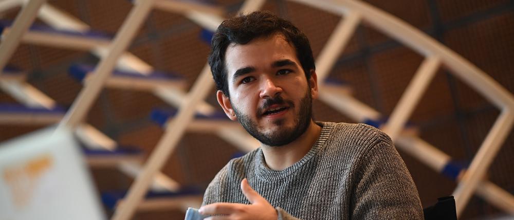 Tugay Saraç radikalisierte sich – weil er seine Homosexualität loswerden wollte. 