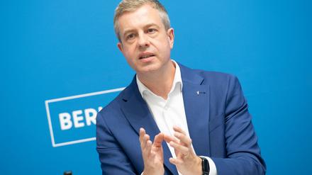 Finanzsenator Stefan Evers (CDU) stellte den Haushaltsplan der Öffentlichkeit vor. (Archivbild)