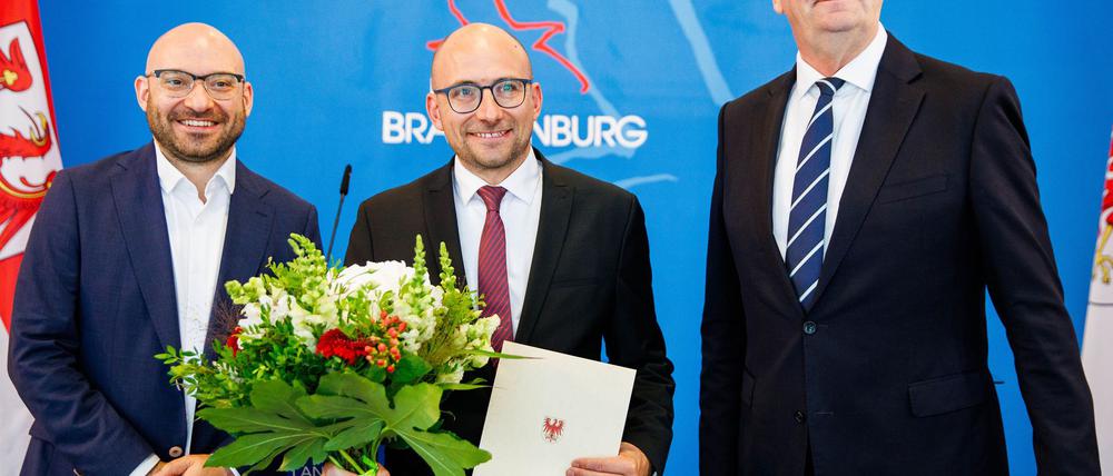 Brandenburgs Ministerpräsident Dietmar Woidke (SPD) hat den bisherigen Geschäftsführer des Landkreistags, Johannes Wagner, zum Innenstaatssekretär ernannt.