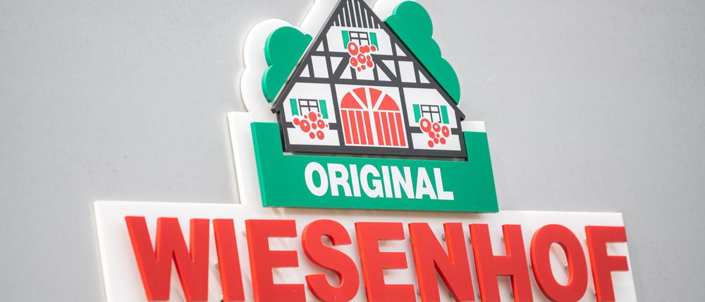 Vegetarische Würste von Wiesenhof sind wegen einer Verunreinigung zurückgerufen worden. (Archivbild)