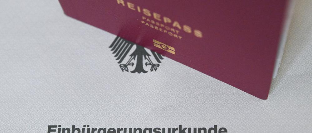 Ein Bekenntnis zum Existenzrecht des Staates Israel ist in Brandenburg seit Kurzem eine Voraussetzung für die Einbürgerung. (Symbolbild)