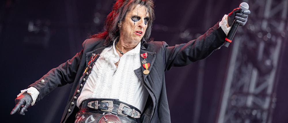 Rocker Alice Cooper ist schockiert über den Tod von Ozzy Osbourne. (Archivbild)