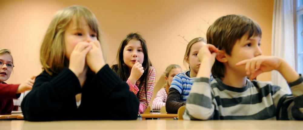 Freie Schulen erhalten in den ersten fünf Jahren keine Förderung.