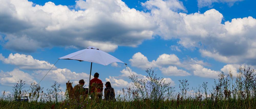 Nach Tagen mit unbeständigem Wetter gibt es am Donnerstag Sonne und Wolken. (Symbolbild)