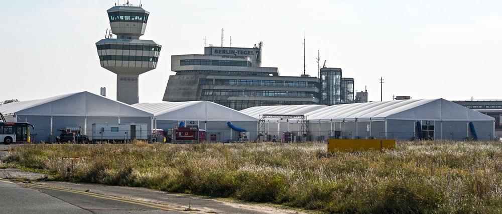 Die Großunterkunft für geflüchtete Menschen in Tegel existiert seit 2022. (Archivbild)