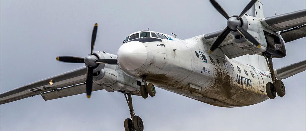 Eine An-24-Passagiermaschine ist abgestürzt. (Archivbild)