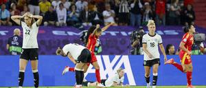 Die Enttäuschung war groß bei den deutschen Spielerinnen nach der Halbfinalniederlage gegen Spanien. 