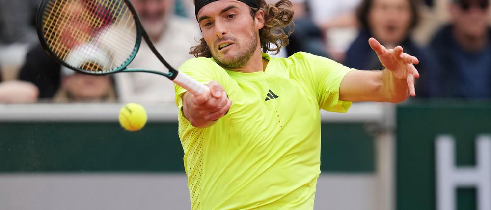 Stefanos Tsitsipas hatte den ehemaligen Wimbledonsieger Goran Ivanisevic erst Ende Mai zum Start der Gras-Saison in sein Team geholt. (Archivbild)