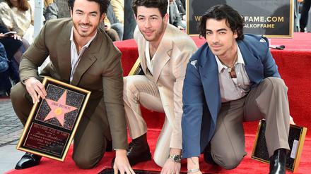 Kevin, Nick und Joe Jonas wurden jung berühmt - und mit unangemessenen Fragen konfrontiert. (Archivbild)