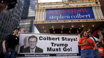 Gegen die Entscheidung des US-Senders CBS gibt es Protest.