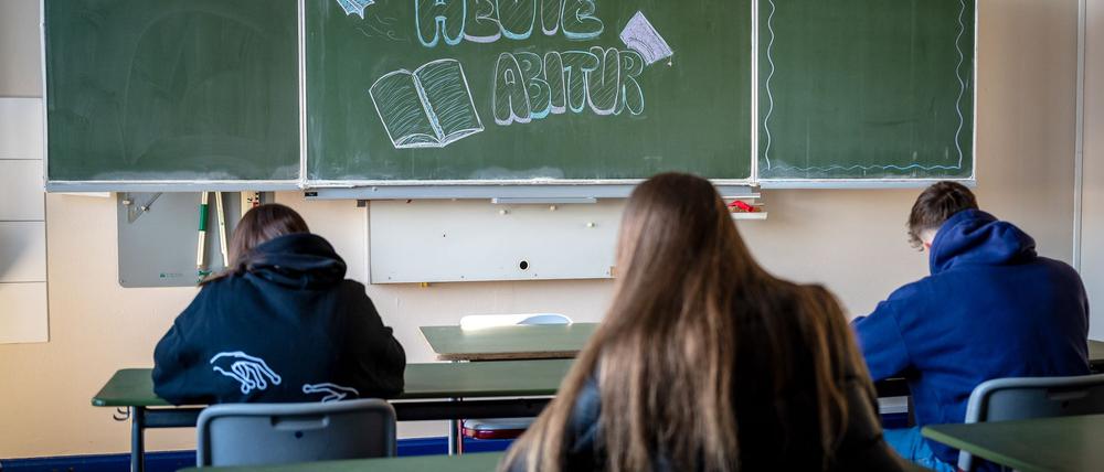 Der Deutsche Lehrerverband spricht von einer „Flut an Einser-Abis“. (Symbolbild)