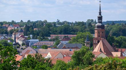 In Spremberg, eine Kleinstadt in der Lausitz, ist eine Debatte über ein Erstarken des Rechtsextremismus entbrannt und darüber, was dagegen getan werden kann. 