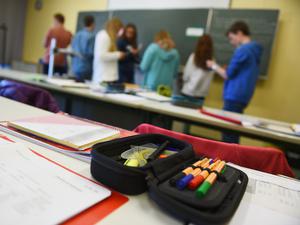 Schüler im Gymnasium.