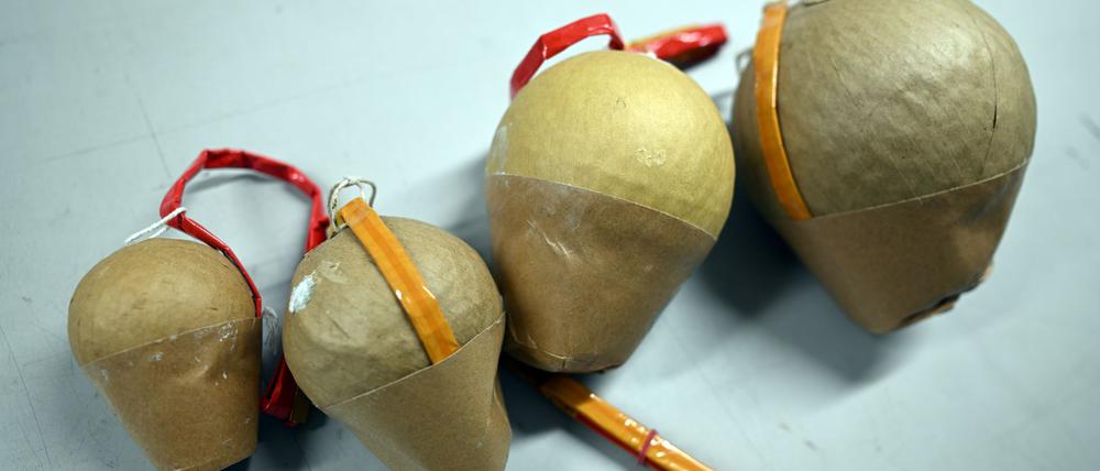 Zum vergangenen Jahreswechsel wurden in Berlin mehrere Menschen durch Kugelbomben verletzt, teils schwer (Symbolbild).