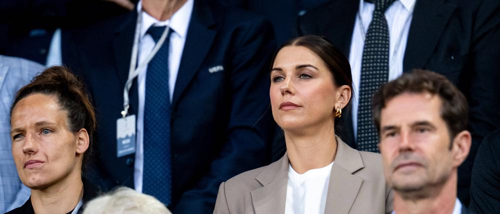 Alex Morgan, Nationalspielerin der USA, gab sich auch die Ehre. 